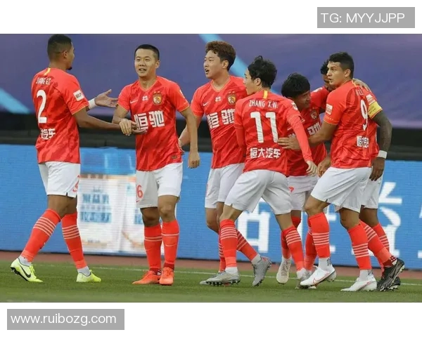 最强申花迎战最弱恒大谁能在这场较量中逆袭成功