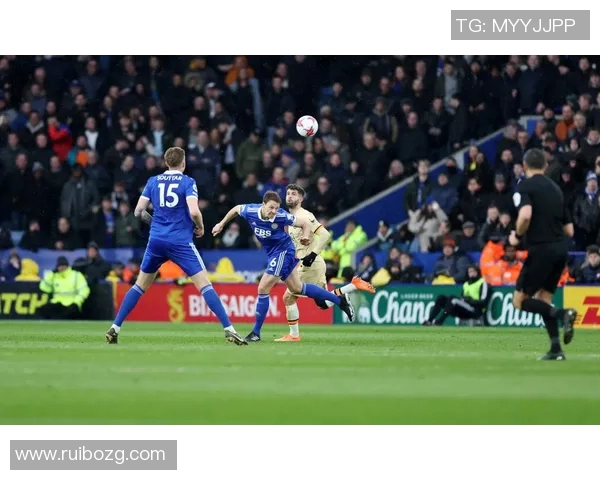 费城与奥兰多比赛因故延期球迷期待新赛程安排