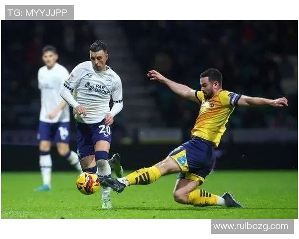 雷丁主场迎战斯旺西争夺英冠积分榜关键战役